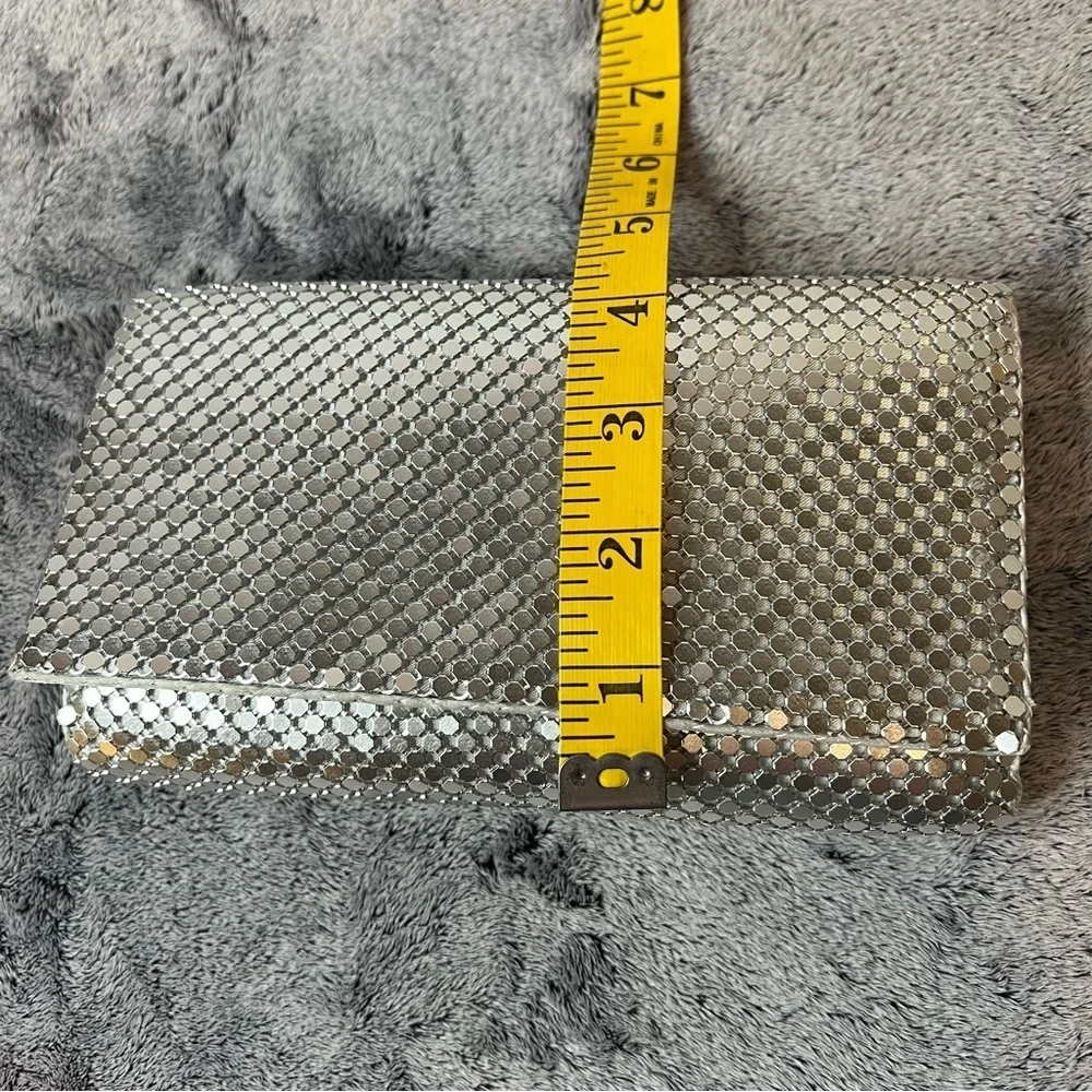 Jessica McClintock Gunne Sax Silver Metallic Mesh Evening Bag Purse